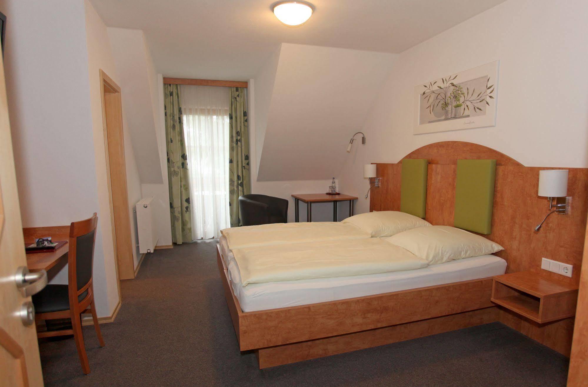 Hotel Garni Hopfengold Волнзах Екстериор снимка